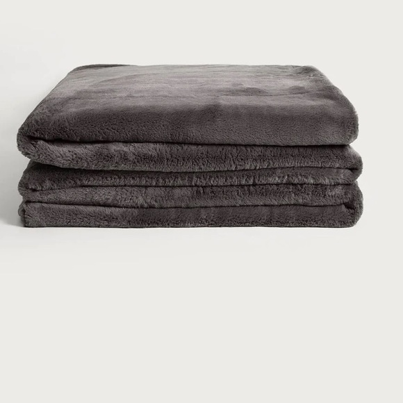 UNHIDE CUDDLE PUDDLE BRAND NEW W/BOX LARGEST BLANKET In original packaging FIRM$ - Picture 2 of 4